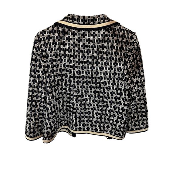St. John Black & White Geometric Knit Zip-Up Jacket - Picture 3 of 10